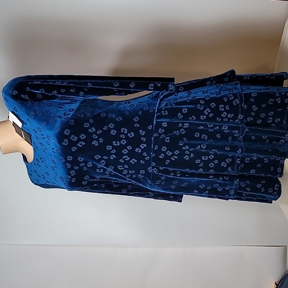 last price drop! DKNY Blue Velvet Layered Dress Crew Neck Velvety Party Dress - Picture 7 of 15